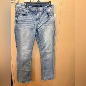 BKE Men's Faded Blue Relaxed Jeans